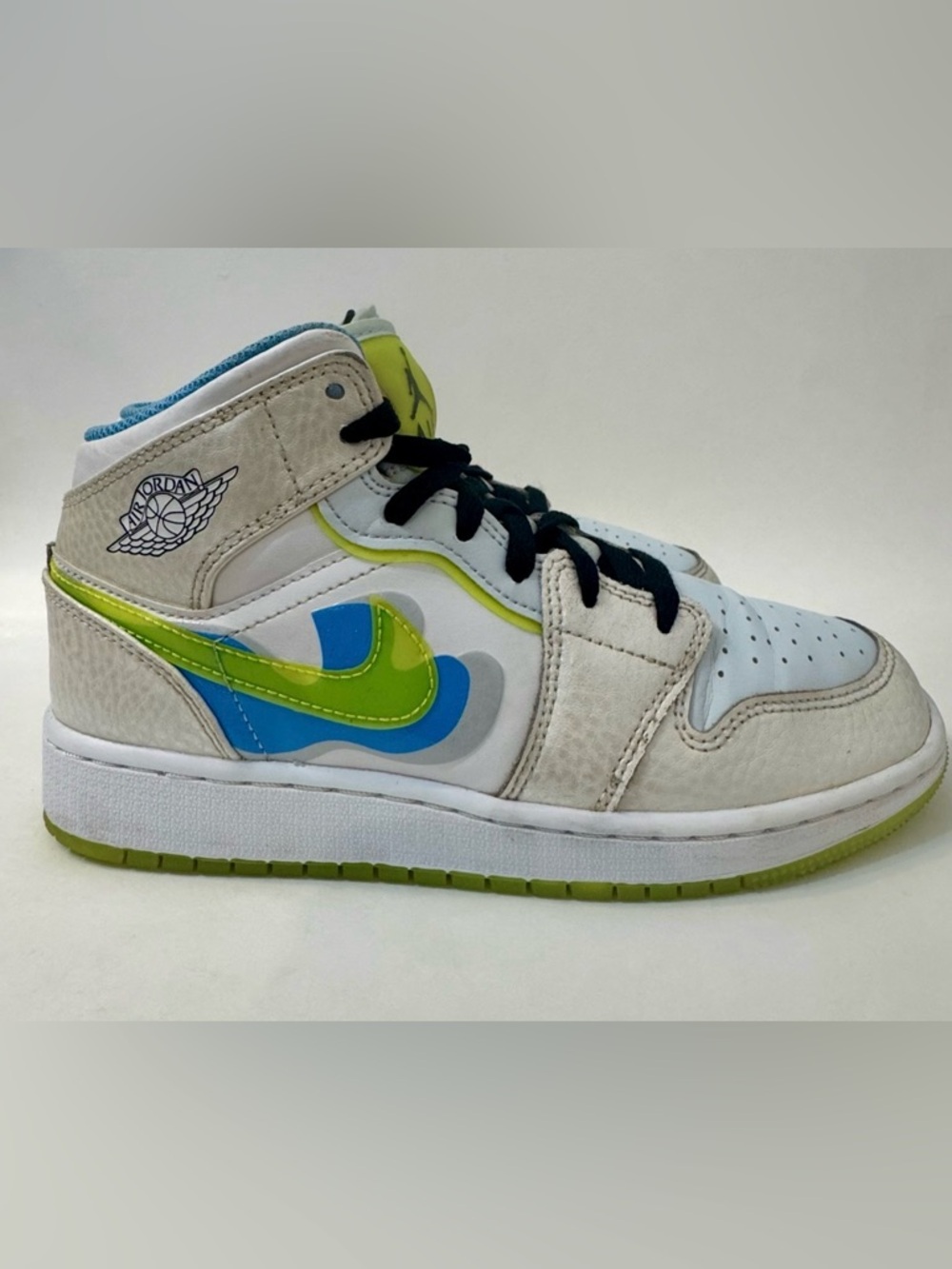 Nike Air Jordan 1 Mid SE Women’s 6.5 (Youth 5Y) White Volt Blue Sneakers